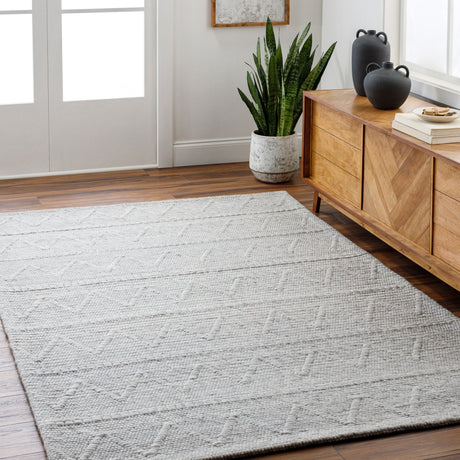Surya Empoli Epo-2307 Silver, Light Grey Rug.