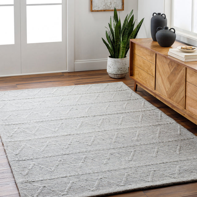 Surya Empoli Epo-2307 Silver, Light Grey Rug.