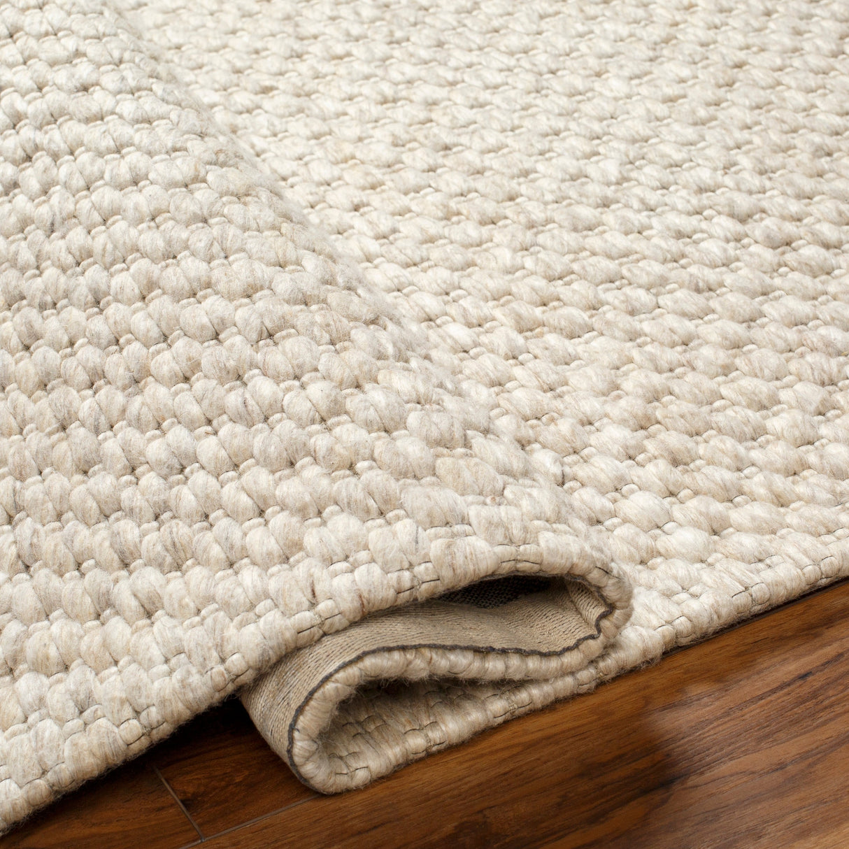 Surya Empoli Epo-2310 Light Grey, Ash, Pearl Rug.