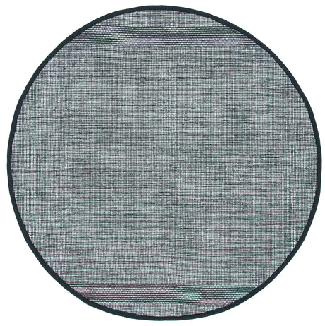 Safavieh Montauk 6'-0" x 6'-0" Rug in Light Green / Black