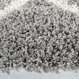 Safavieh Venus Shag 500 6'-7" x 6'-7" Rug in Grey / Ivory