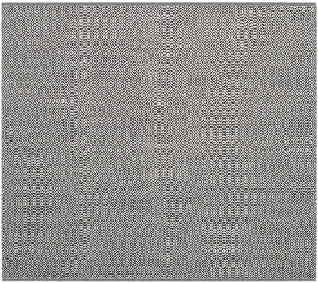 Safavieh Montauk 6'-0" x 6'-0" Rug in Ivory / Navy