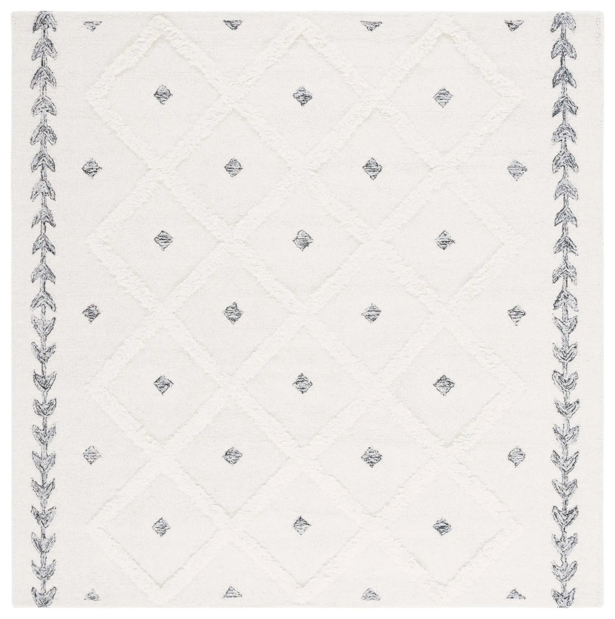 Safavieh Casablanca 6'-0" x 6'-0" Rug in Ivory / Black