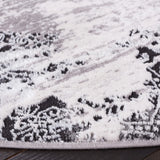 Safavieh Amelia 6'-7" x 6'-7" Rug in Grey / Charcoal