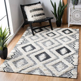 Safavieh Natura 4'-0" x 6'-0" Rug in Ivory / Black