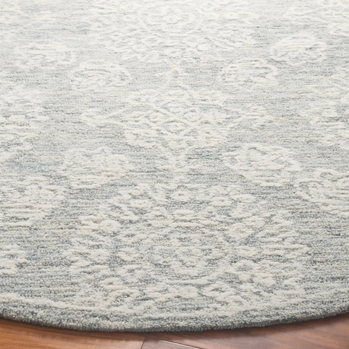 Safavieh Ebony 6'-0" x 6'-0" Rug in Ivory / Light Grey
