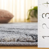Safavieh Retro 4'-0" x 6'-0" Rug in Light Grey / Black