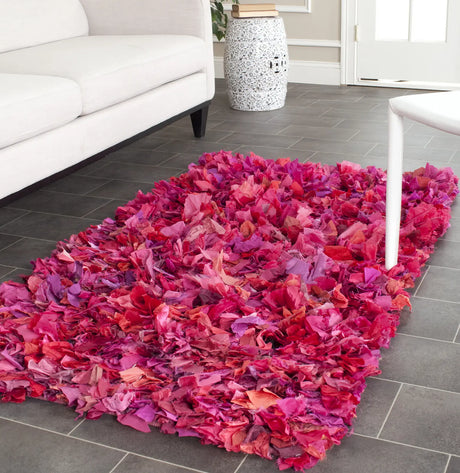 Safavieh Rio Shag 3'-0" x 5'-0" Rug in Fuchsia / Multi