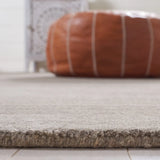 Safavieh Himalaya 5'-0" x 8'-0" Rug in Pewter