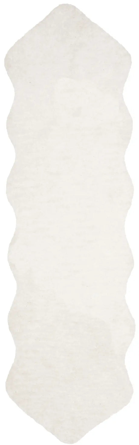 Safavieh Sheep Shag 2'-3" x 6'-0" Rug in Ivory