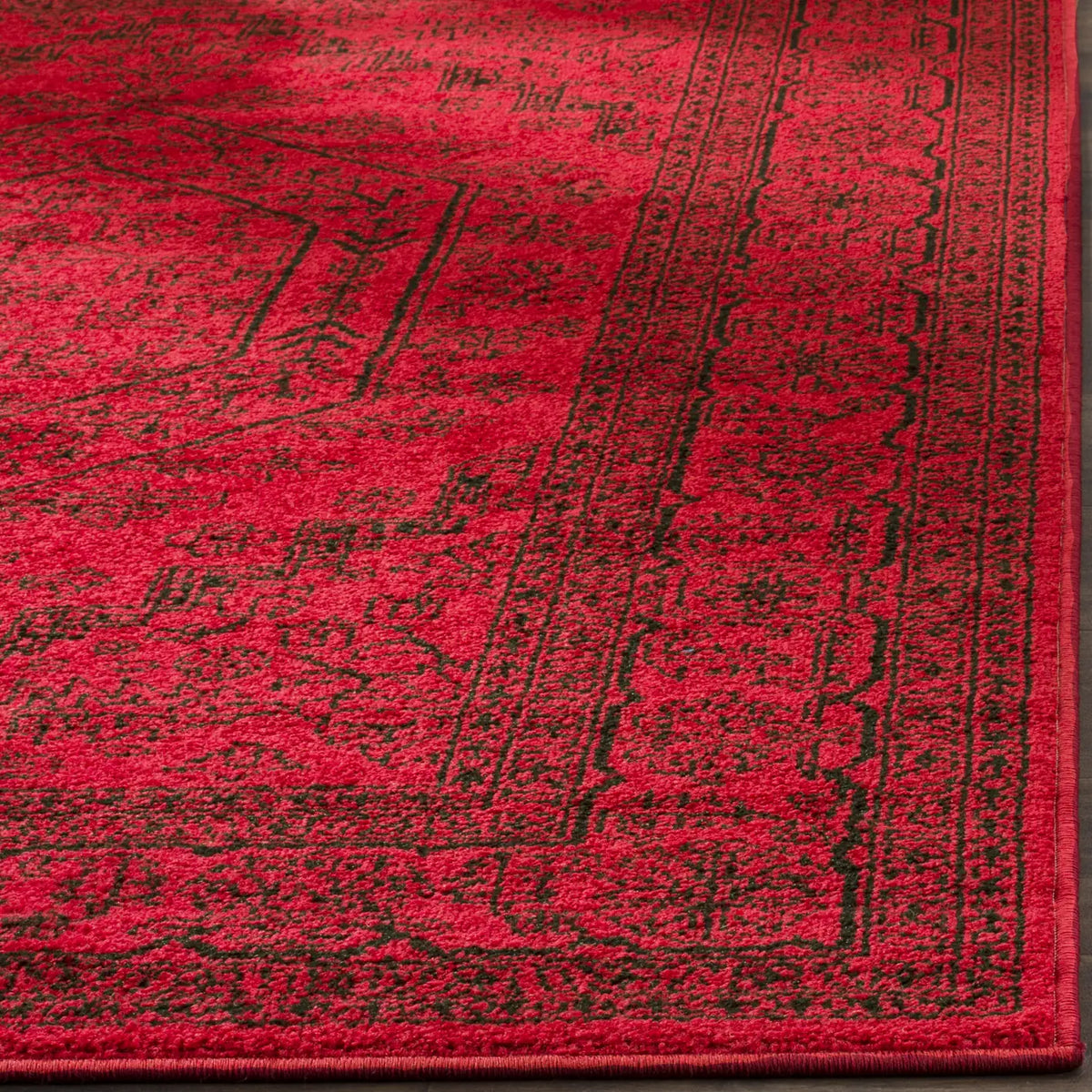 Safavieh Adirondack 4'-0" x 6'-0" Rug in Red / Black