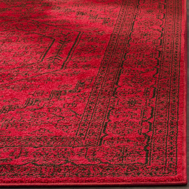 Safavieh Adirondack 4'-0" x 6'-0" Rug in Red / Black