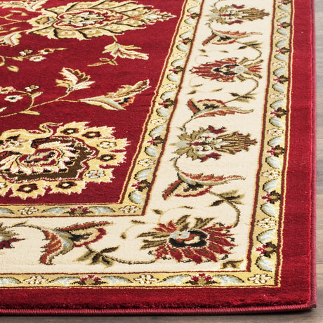 Safavieh Lyndhurst 5'-3" x 7'-6" Rug in Red / Ivory