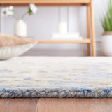 Safavieh Glamour 5'-0" x 8'-0" Rug in Blue / Beige
