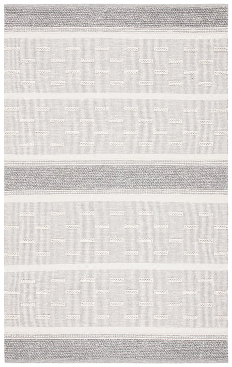 Safavieh Striped Kilim 4'-0" x 6'-0" Rug in Ivory / Grey