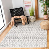 Safavieh Mercer 4'-0" x 6'-0" Rug in Ivory / Grey