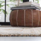 Safavieh Kilim 4'-0" x 6'-0" Rug in Natural