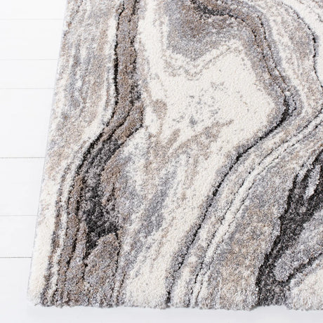Safavieh Cyrus Shag 4'-5" x 6'-5" Rug in Grey / Beige