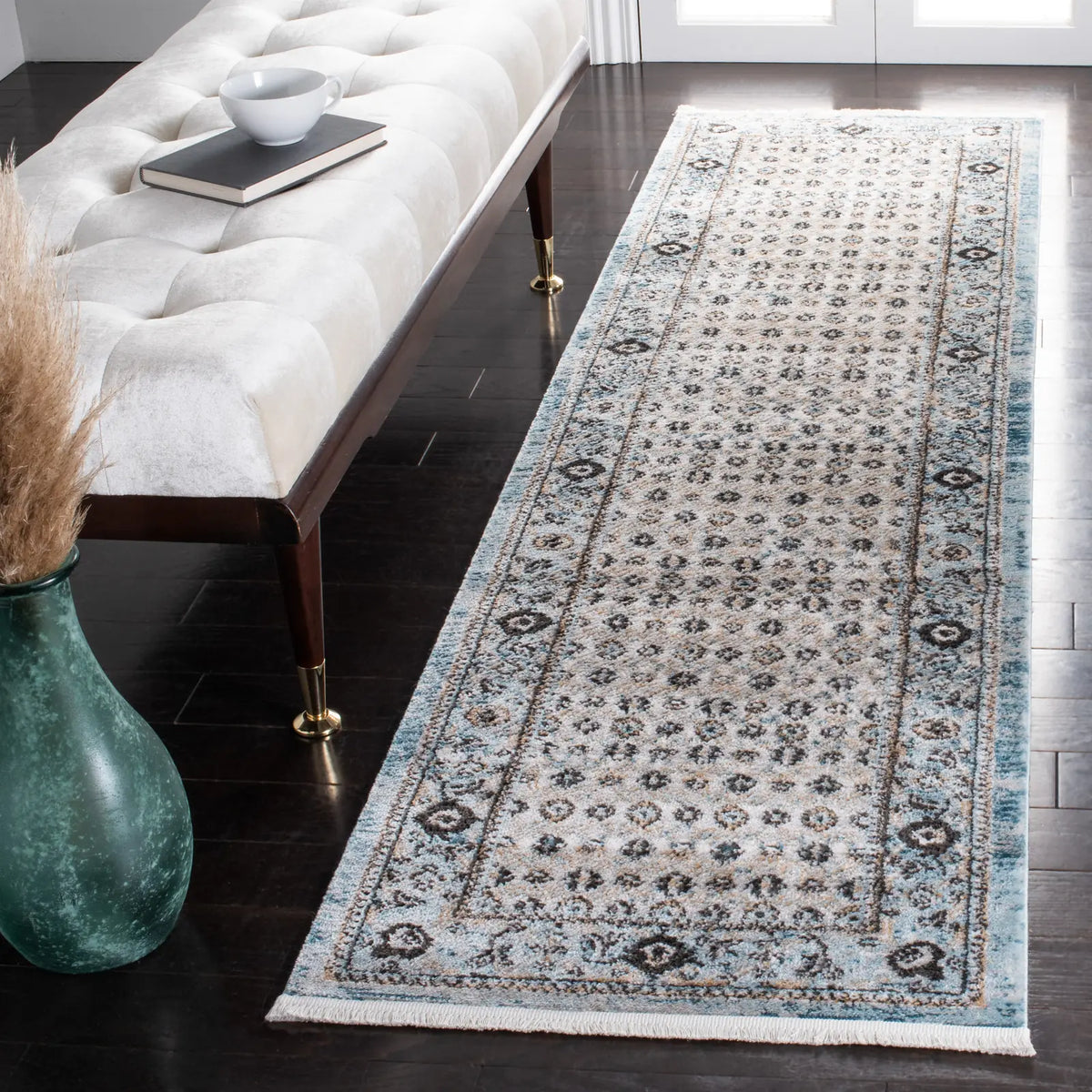 Safavieh Shivan 2'-2" x 8'-0" Rug in Grey / Blue