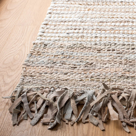 Safavieh Vintage Leather 5'-0" x 8'-0" Rug in Beige / Multi