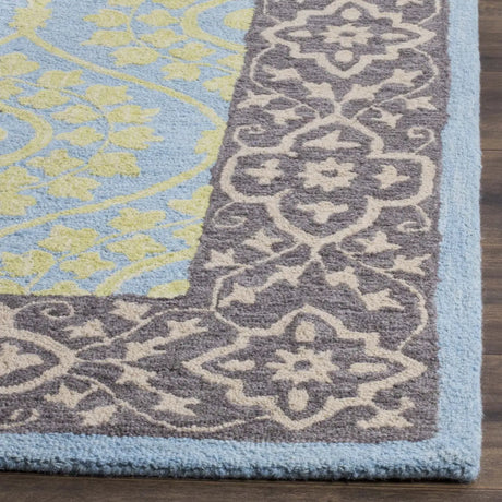 Safavieh Suzani 4'-0" x 6'-0" Rug in Chocolate / Yellow
