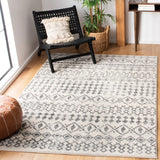 Safavieh Tulum 4'-0" x 6'-0" Rug in Ivory / Grey