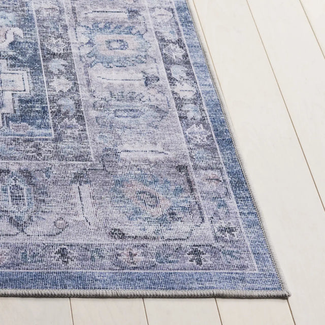 Safavieh Tucson 4'-0" x 6'-0" Rug in Blue / Grey