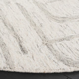 Safavieh Ebony 6'-0" x 6'-0" Rug in Beige / Light Grey