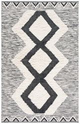 Safavieh Kenya 6'-0" x 9'-0" Rug in Ivory / Black