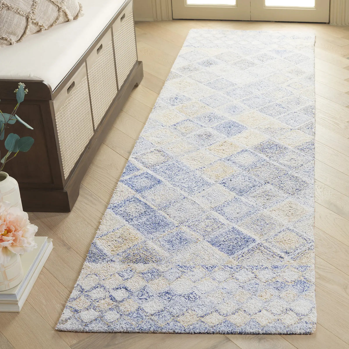 Safavieh Abstract 2'-3" x 8'-0" Rug in Blue / Grey
