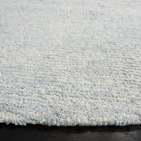 Safavieh Himalaya 6'-0" x 6'-0" Rug in Silver