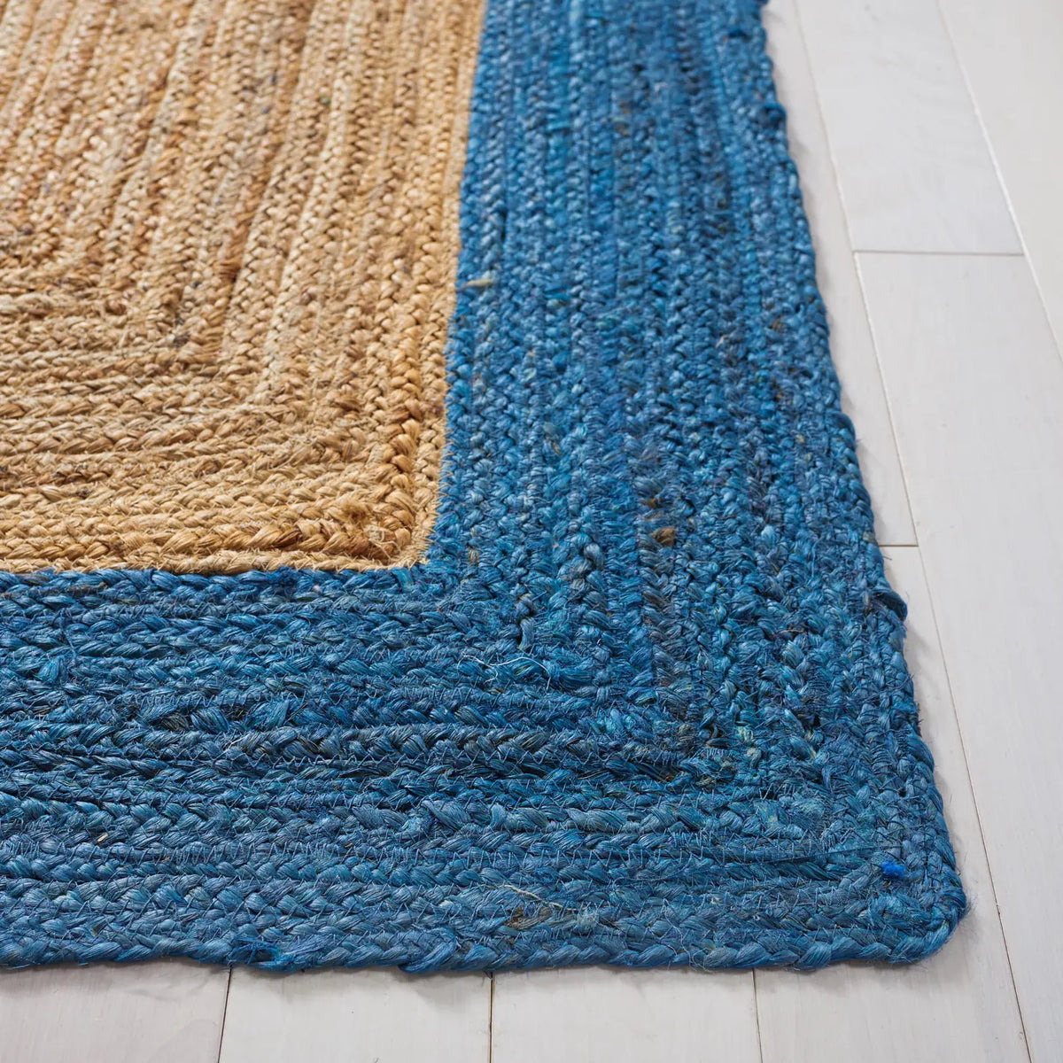 Safavieh Natural Fiber 4'-0" x 6'-0" Rug in Natural / Blue