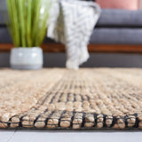 Safavieh Natural Fiber 4'-0" x 6'-0" Rug in Natural / Black
