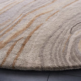 Safavieh Soho 6'-0" x 6'-0" Rug in Beige / Grey