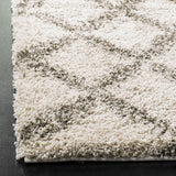 Safavieh Hudson Shag 5'-1" x 7'-6" Rug in Ivory / Grey
