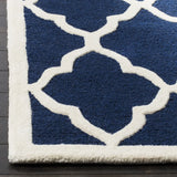 Safavieh Cambridge 4'-0" x 6'-0" Rug in Navy / Ivory