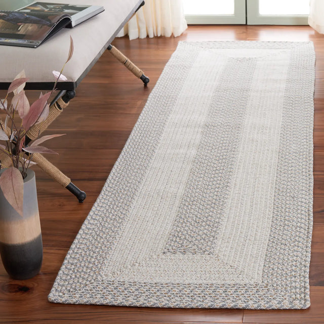 Safavieh Braided 800 2'-3" x 8'-0" Rug in Ivory / Grey