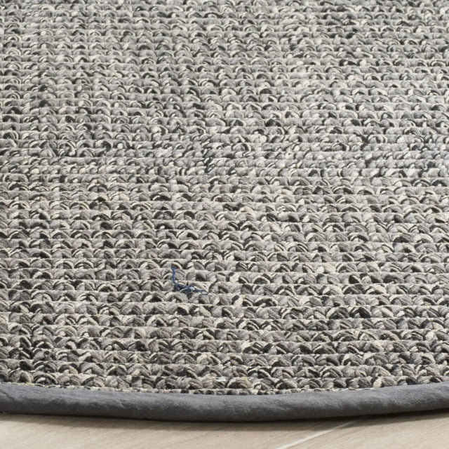 Safavieh Montauk 6'-0" x 6'-0" Rug in Grey / Multi