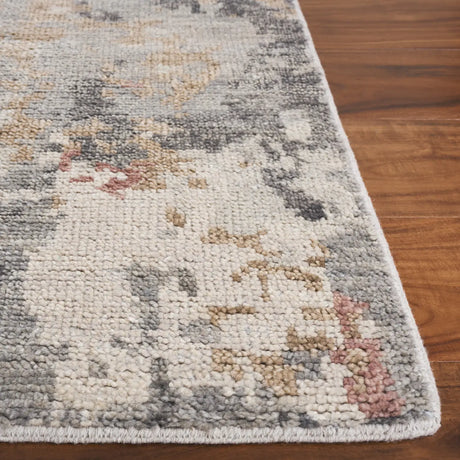 Safavieh Samarkand 6'-0" x 9'-0" Rug in Grey / Ivory