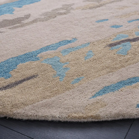 Safavieh Soho 6'-0" x 6'-0" Rug in Beige / Blue