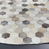 Safavieh Studio Leather 6'-0" x 6'-0" Rug in Ivory / Grey