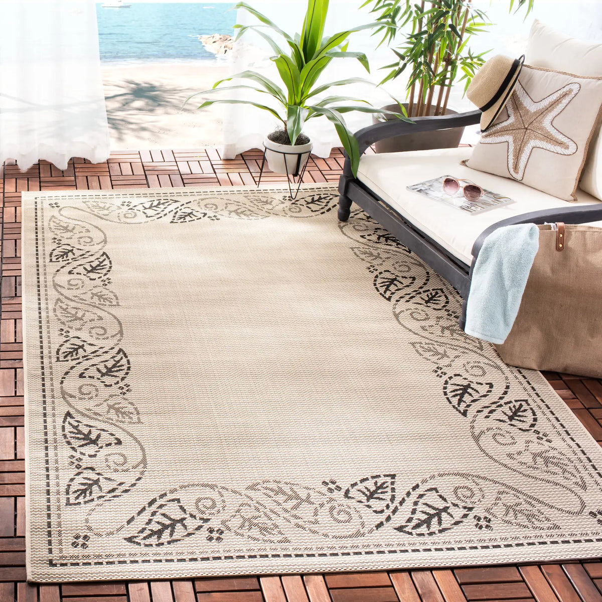 Safavieh Courtyard 4'-0" x 5'-7" Rug in Sand / Black