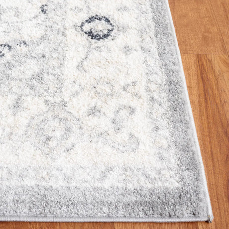Safavieh Layla 4'-5" x 6'-5" Rug in Ivory Grey / Charcoal