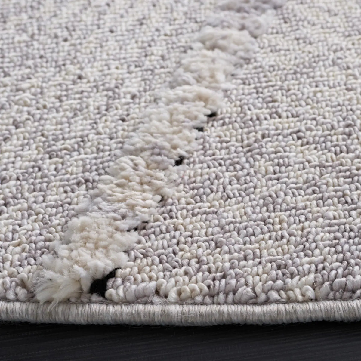 Safavieh Marrakesh 6'-7" x 6'-7" Rug in Grey / Ivory