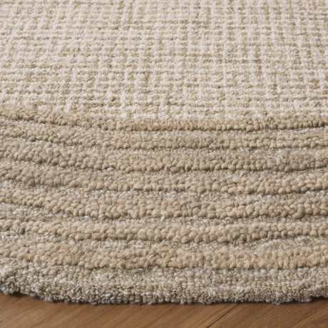 Safavieh Ebony 6'-0" x 6'-0" Rug in Light Green / Beige