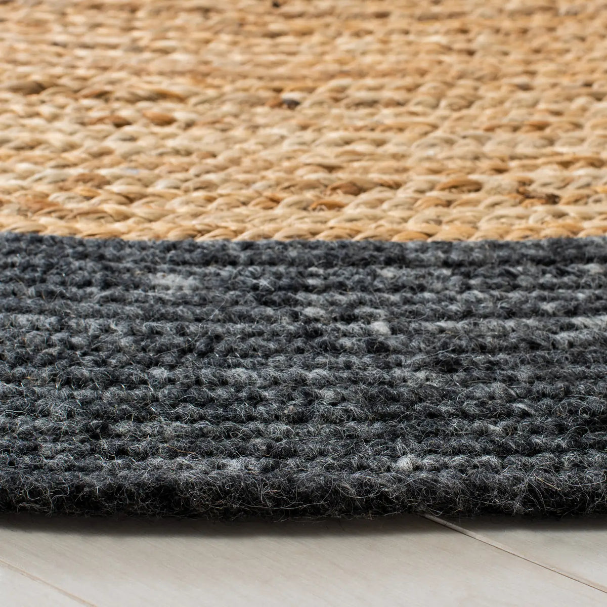 Safavieh Braided 5'-0" x 5'-0" Rug in Black / Gold