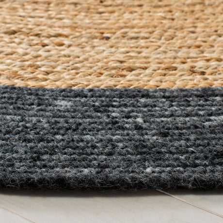 Safavieh Braided 5'-0" x 5'-0" Rug in Black / Gold