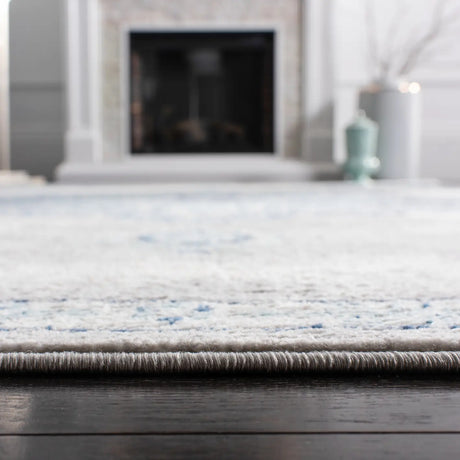 Safavieh Brentwood 5'-3" x 7'-6" Rug in Navy / Light Grey