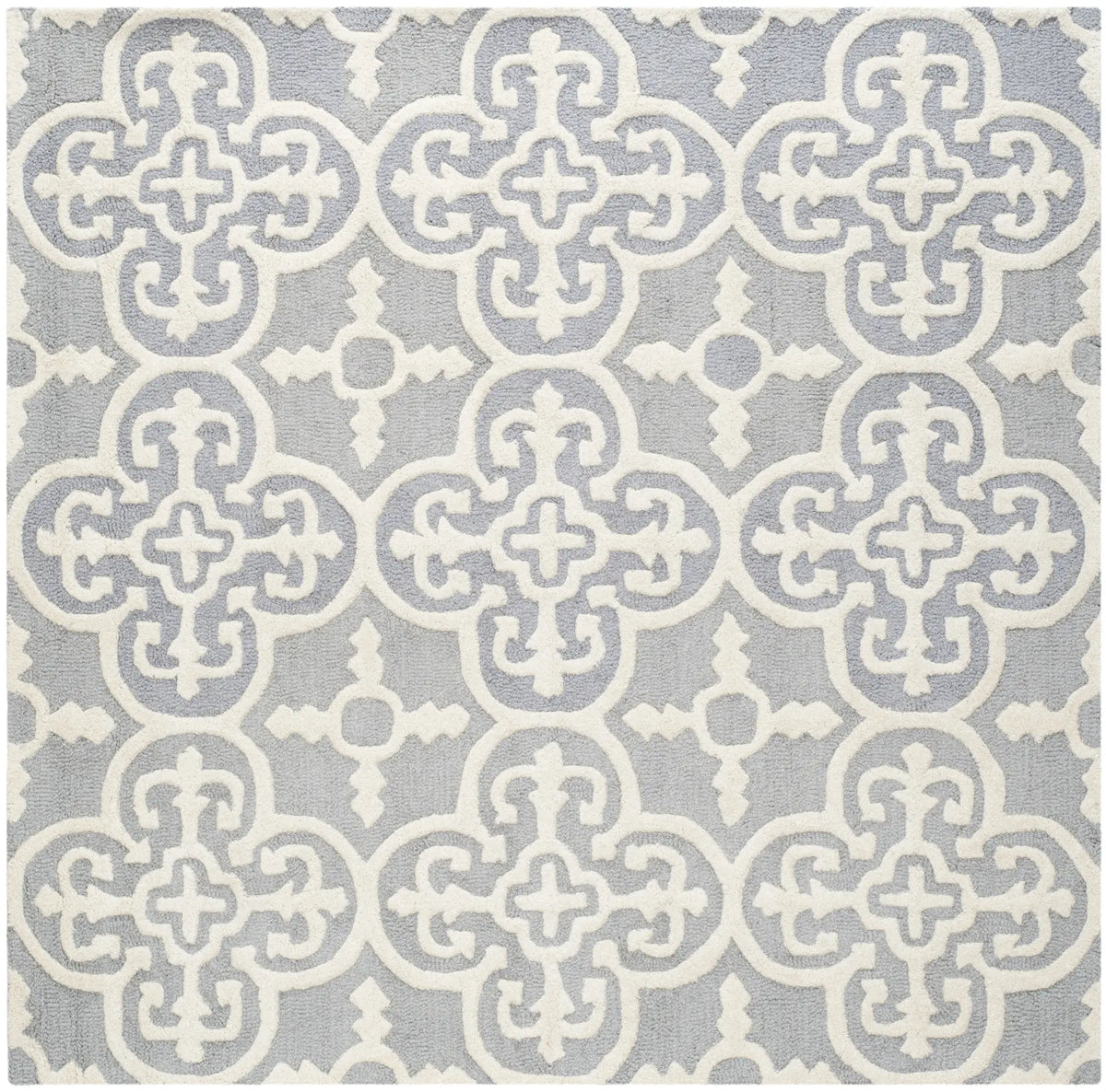 Safavieh Cambridge 6'-0" x 6'-0" Rug in Silver / Ivory