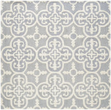 Safavieh Cambridge 6'-0" x 6'-0" Rug in Silver / Ivory